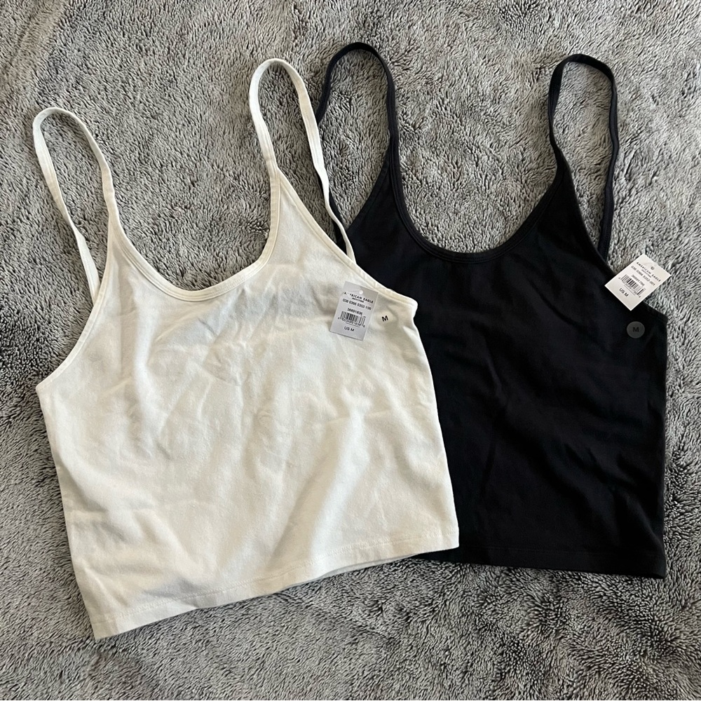✨ SOLD ✨ American Eagle Outfitters | Suntwist Convertible Camis
